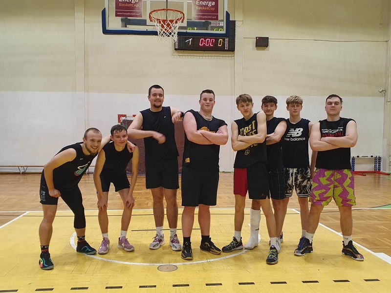 Na zdjęciu zawodnicy drużyny Young Baller Academy