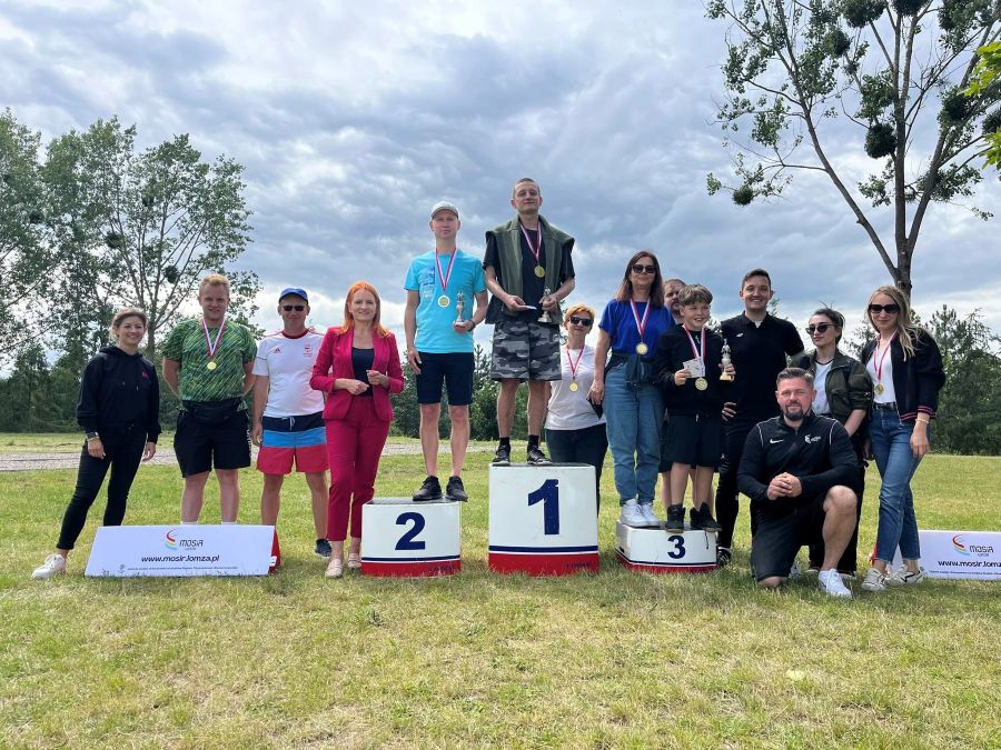 zwycięzcy turnieju na podium